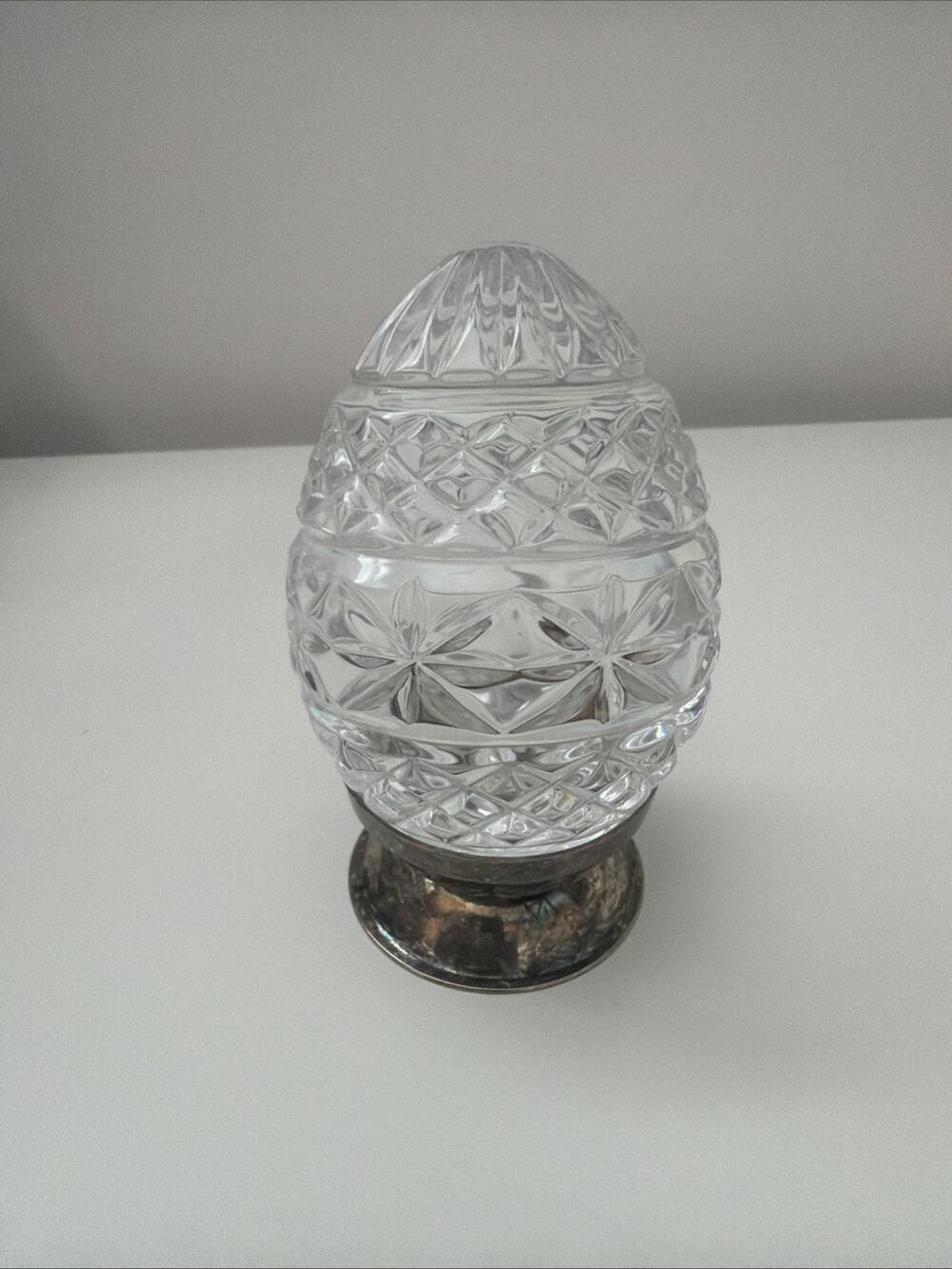 Waterford Crystal Annual Crystal Egg With Silver Plated Stand